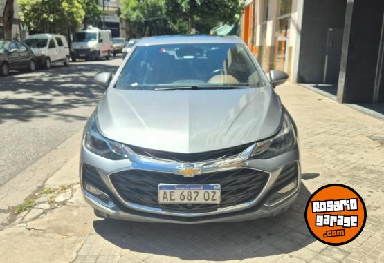 Autos - Chevrolet Cruze 5 ptas Premier 2021 Nafta 47500Km - En Venta