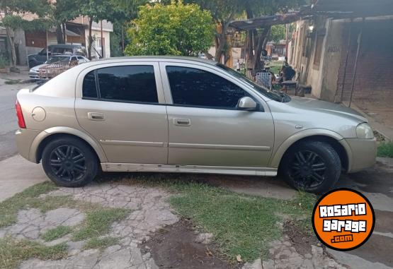 Autos - Chevrolet Astra 2007 GNC 250000Km - En Venta