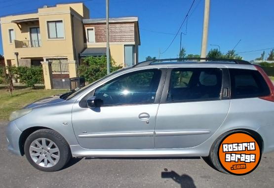 Autos - Peugeot 207 compact sw 2010 Diesel 173300Km - En Venta