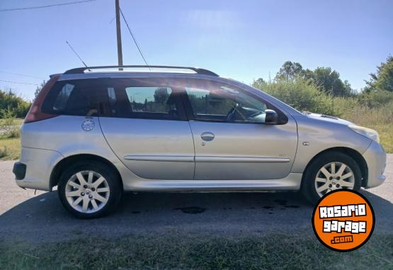 Autos - Peugeot 207 compact sw 2010 Diesel 173300Km - En Venta