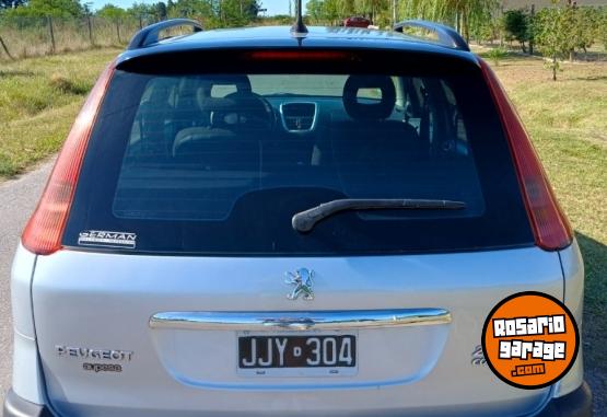 Autos - Peugeot 207 compact sw 2010 Diesel 173300Km - En Venta