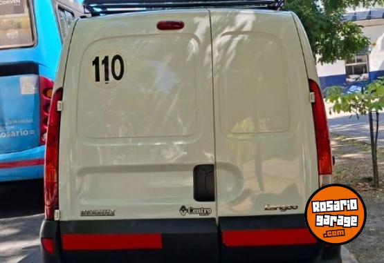 Utilitarios - Renault kangoo furgon utilitario 2013 Nafta 82000Km - En Venta