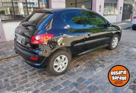 Autos - Peugeot 207 2009 Nafta 90000Km - En Venta