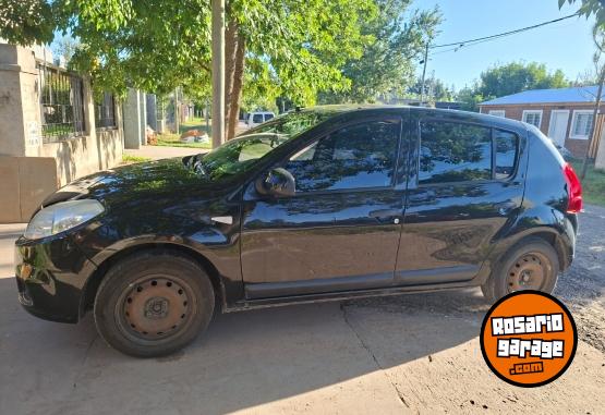 Autos - Renault Sandero 2012 GNC 200500Km - En Venta