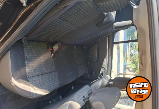 Autos - Renault Sandero 2012 GNC 200500Km - En Venta