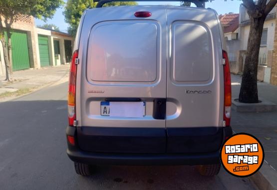 Utilitarios - Renault KANGOO CONFORT 1.6 5A 2016 Nafta 110000Km - En Venta