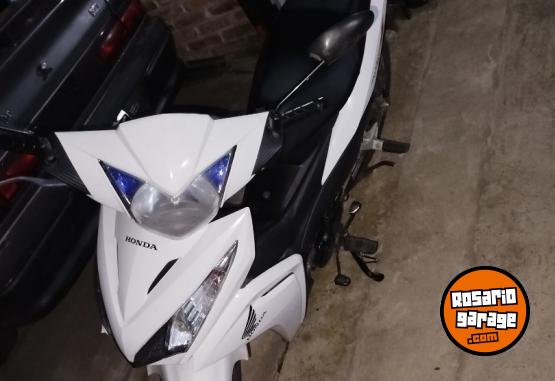 Motos - Honda Wave y Cg titan 2013 Nafta 35000Km - En Venta