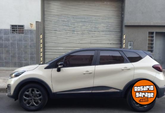 Autos - Renault Captur 2017 GNC 80700Km - En Venta