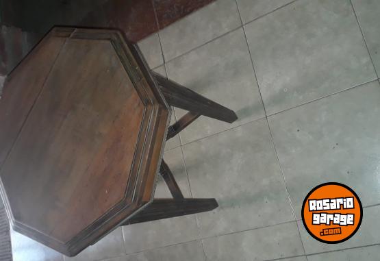 Hogar - Mesa Antigua de Cedro Chica de Estilo - En Venta