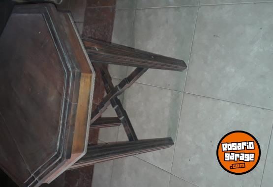 Hogar - Mesa Antigua de Cedro Chica de Estilo - En Venta