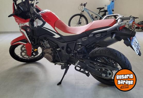 Motos - Honda Africa twin 1000 2017 Nafta 56000Km - En Venta
