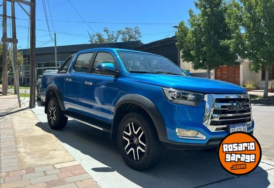 Camionetas - JAC D/C T8 INTELLIGENT 2.0 TD 2024 Diesel 14500Km - En Venta