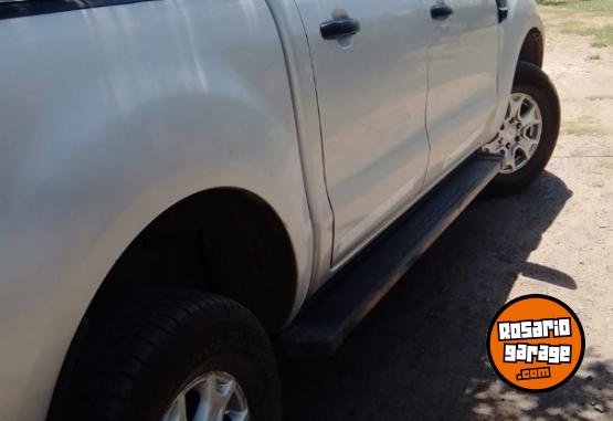 Camionetas - Ford Ford Ranger 2017 Diesel 168000Km - En Venta