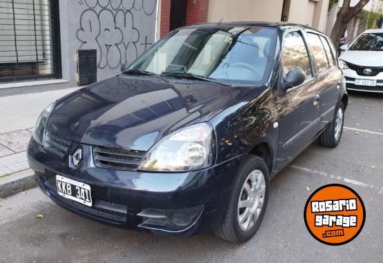 Autos - Renault Clio pack plus 2011 Nafta 200000Km - En Venta