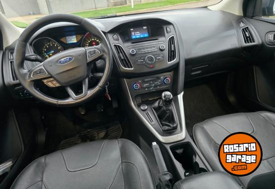 Autos - Ford Focus se plus 2015 Nafta 125000Km - En Venta