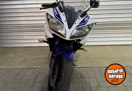 Motos - Yamaha R15 v2 2014 Nafta 20000Km - En Venta