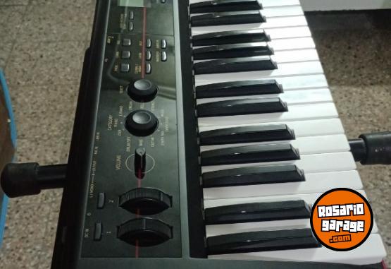 Instrumentos Musicales - Teclado Korg kroos 1 - En Venta