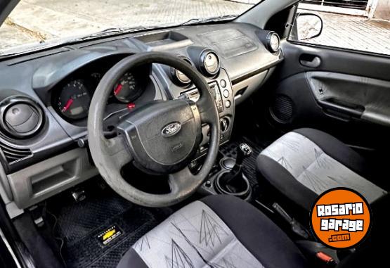 Autos - Ford Fiesta 2007 Nafta 260000Km - En Venta