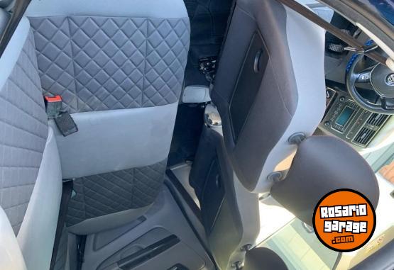 Autos - Volkswagen Suran msi 2015 Nafta 180000Km - En Venta