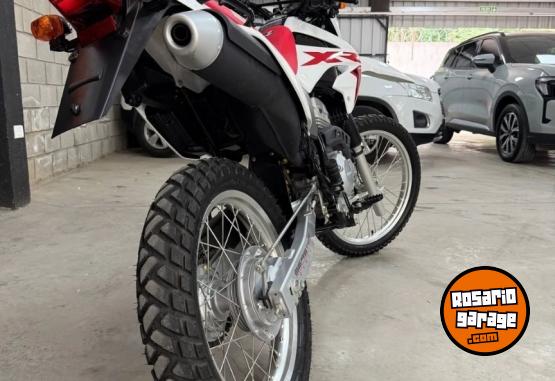 Motos - Honda XR Tornado 2022 Nafta 1300Km - En Venta