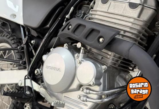 Motos - Honda XR Tornado 2022 Nafta 1300Km - En Venta