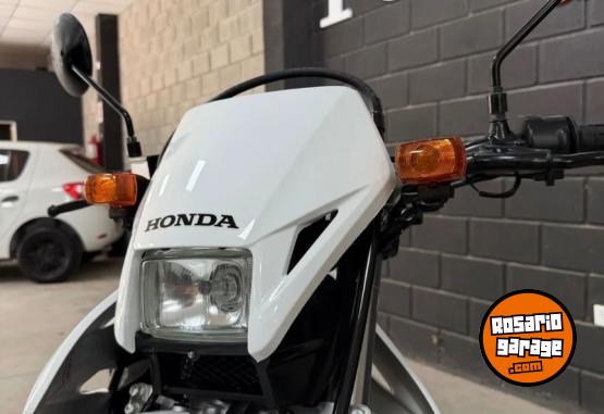 Motos - Honda XR Tornado 2022 Nafta 1300Km - En Venta