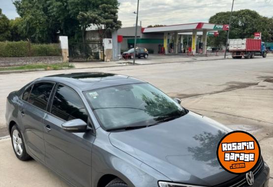 Autos - Volkswagen Vento Luxury 2.5 2012 Nafta 95000Km - En Venta