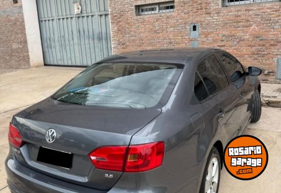 Autos - Volkswagen Vento Luxury 2.5 2012 Nafta 95000Km - En Venta
