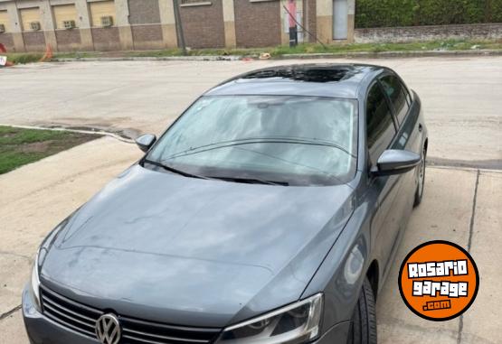 Autos - Volkswagen Vento Luxury 2.5 2012 Nafta 95000Km - En Venta