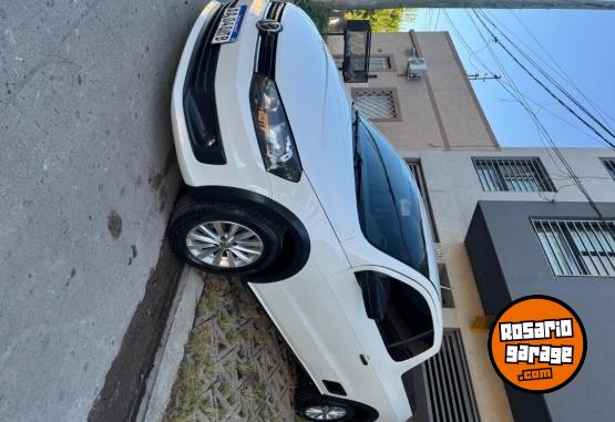 Utilitarios - Volkswagen Saveiro Cabina Extendida 2016 Nafta 154000Km - En Venta