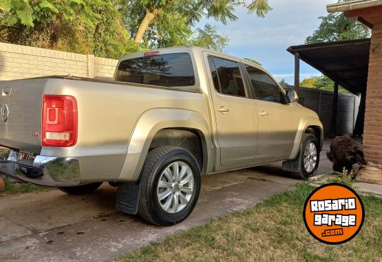 Camionetas - Volkswagen Amarok highline 2015 Diesel 170000Km - En Venta