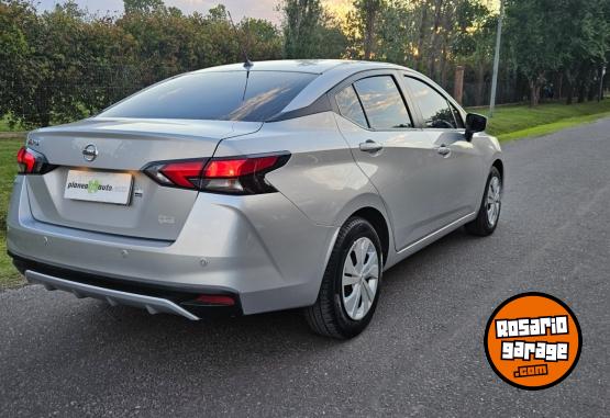 Autos - Nissan VERSA 1.6  ETIOS CRONOS 2021 Nafta 78000Km - En Venta