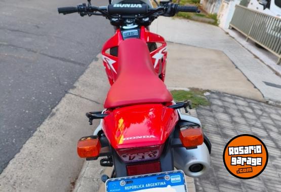 Motos - Honda Tornado 250 xr 250 2023 Nafta 4600Km - En Venta