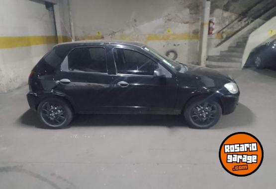 Autos - Suzuki FUN 2009 Nafta 140000Km - En Venta