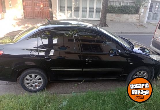 Autos - Peugeot 207 compact 1.4 2013 Nafta 100000Km - En Venta