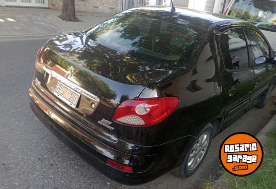 Autos - Peugeot 207 compact 1.4 2013 Nafta 100000Km - En Venta