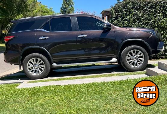 Camionetas - Toyota SW4 2021 Diesel 75000Km - En Venta