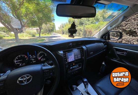 Camionetas - Toyota SW4 2021 Diesel 75000Km - En Venta