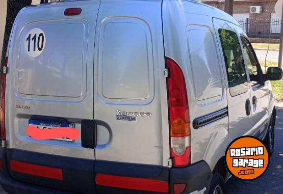 Utilitarios - Renault Kangoo 2016 Nafta 331000Km - En Venta