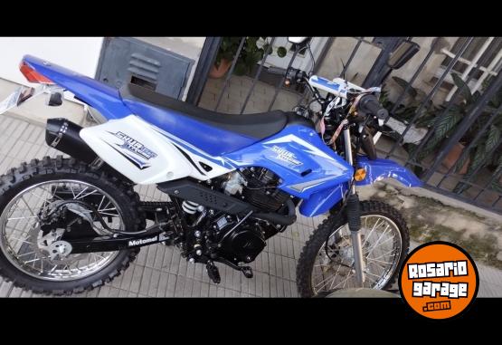Motos - Motomel Skua xtreme 2024 Nafta 300Km - En Venta
