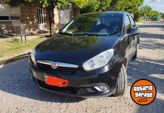 Autos - Fiat Grand Siena 1.4 atractive 2015 Nafta 150000Km - En Venta