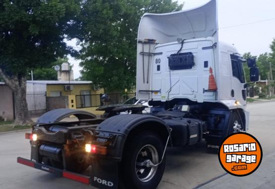 Camiones y Gr�as - Ford 1932 modelo 2014 trabajando - En Venta