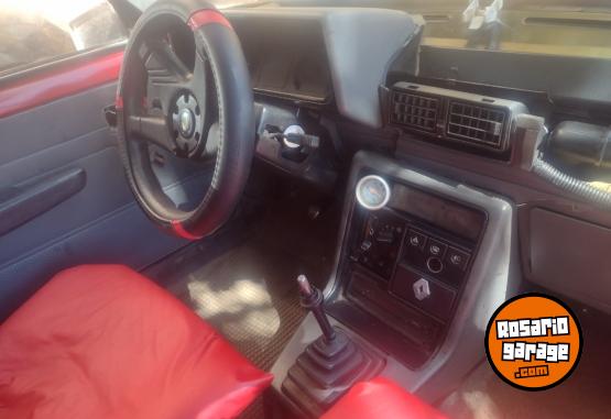 Autos - Renault 9 1995 GNC 111111Km - En Venta