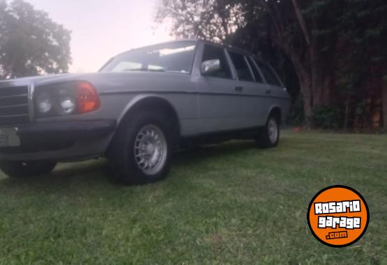Cl�sicos - Rural Mercedes 300 - En Venta