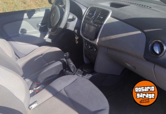 Autos - Renault Logan Expression 1.6 2018 GNC 225000Km - En Venta