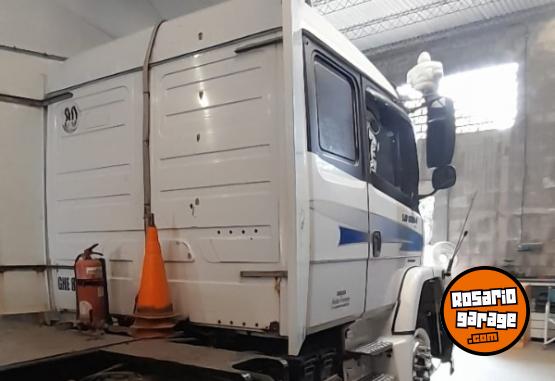 Camiones y Gr�as - MERCEDES BENZ - En Venta