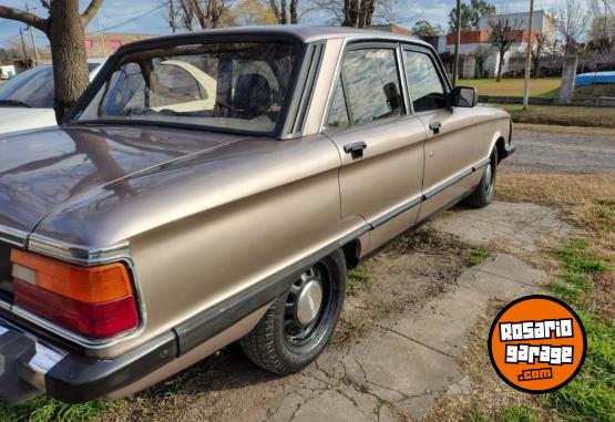 Cl�sicos - Ford Falcon Deluxe - En Venta