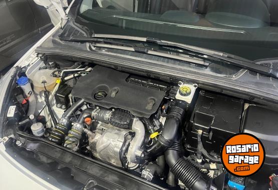 Autos - Peugeot 408 2022 Diesel 73000Km - En Venta