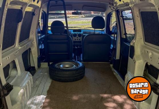 Utilitarios - Peugeot Partner HDI Berlingo 1.6 2011 Diesel 144000Km - En Venta