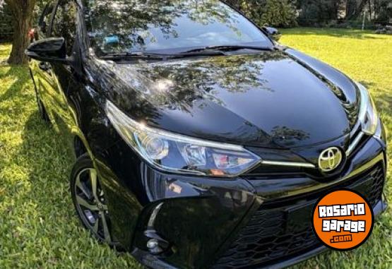 Autos - Toyota Yaris XLS Pack CVT 2022 Nafta 49500Km - En Venta
